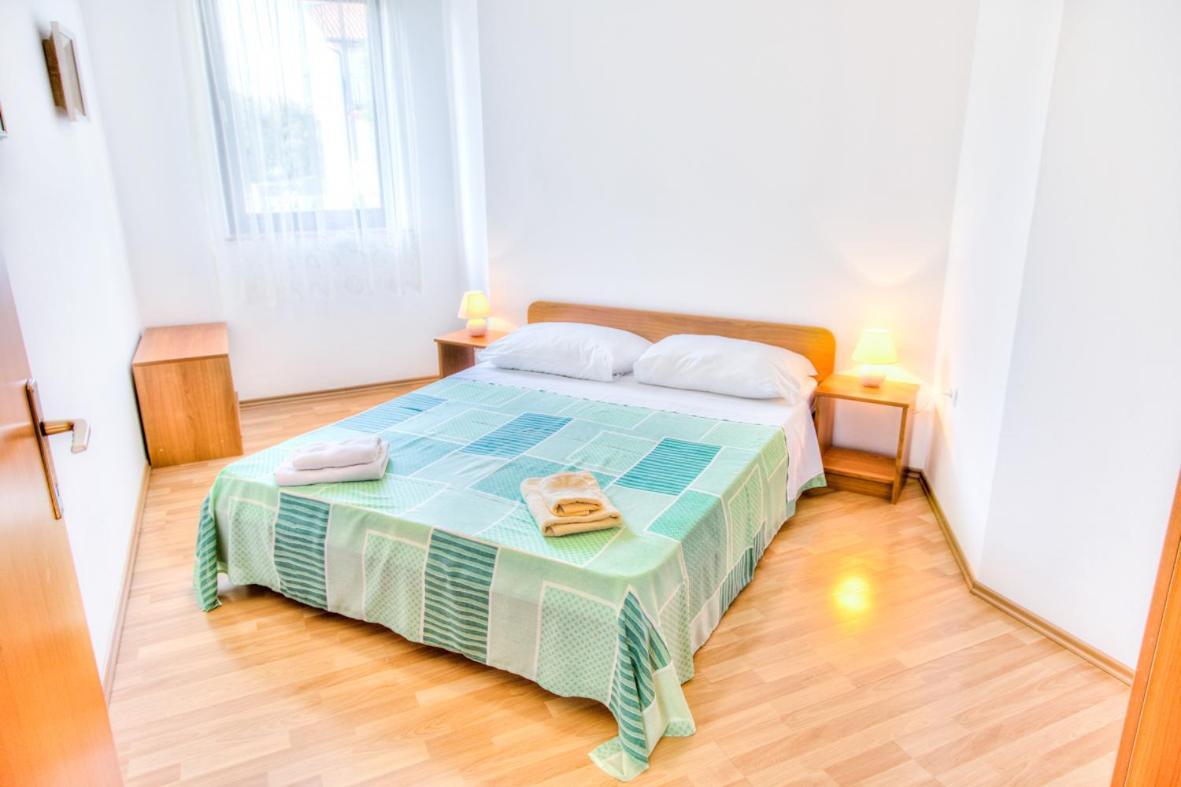 Apartment Josip 2011 Fažana Eksteriør billede