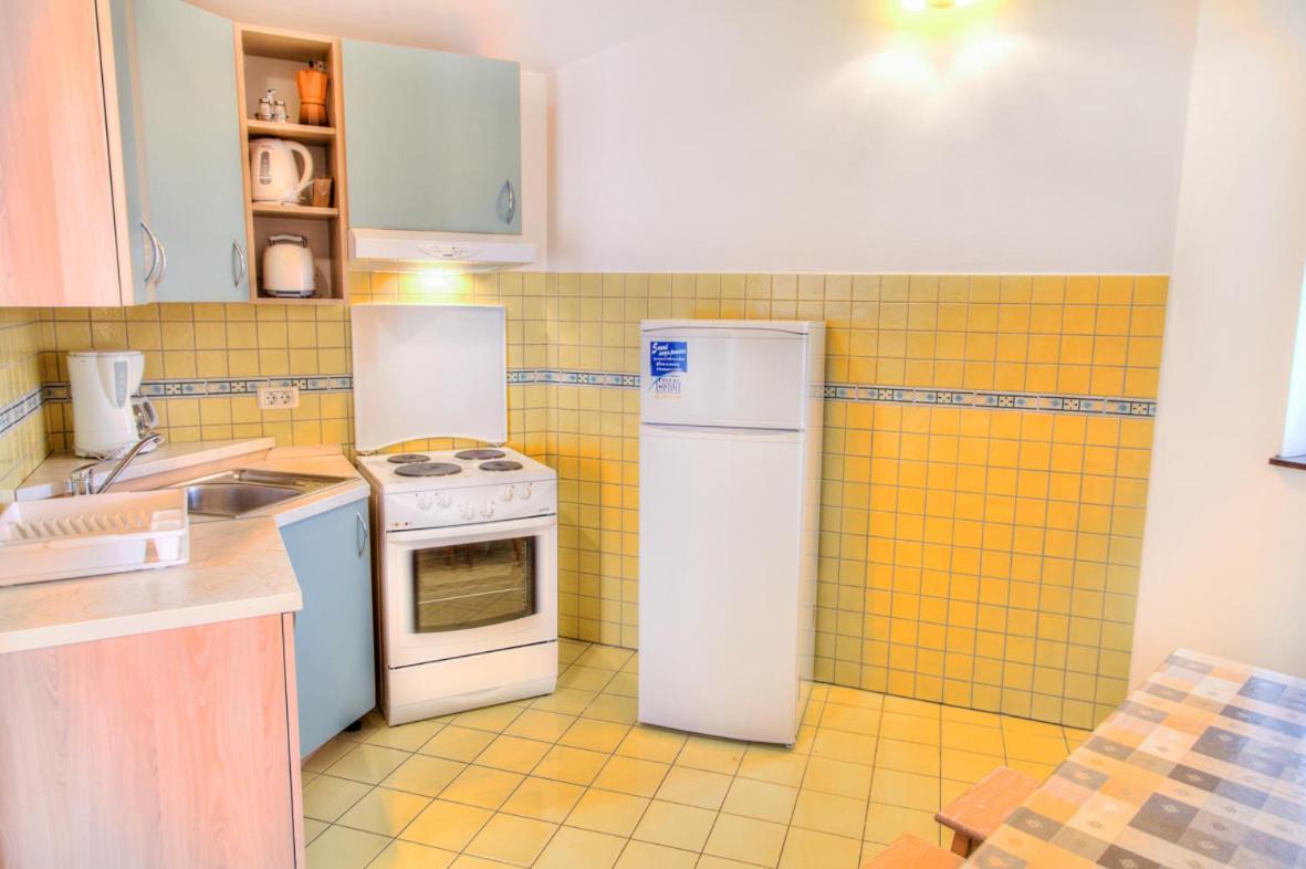 Apartment Josip 2011 Fažana Eksteriør billede
